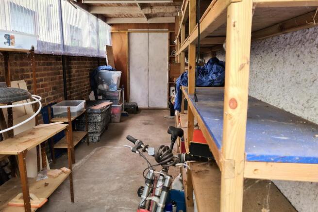 Lean to store/workshop