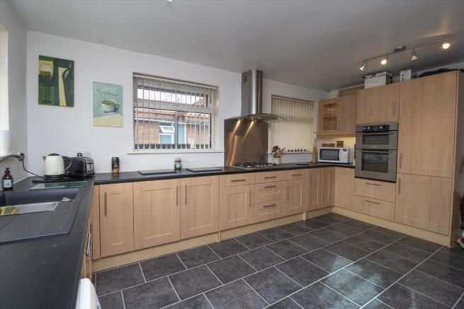 Kitchen1