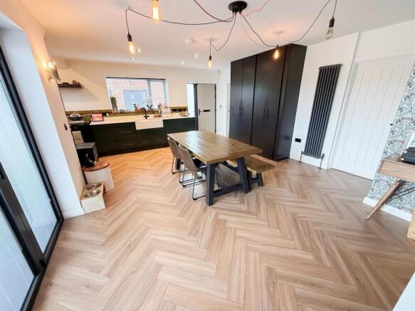 Open Plan Kitchen Diner