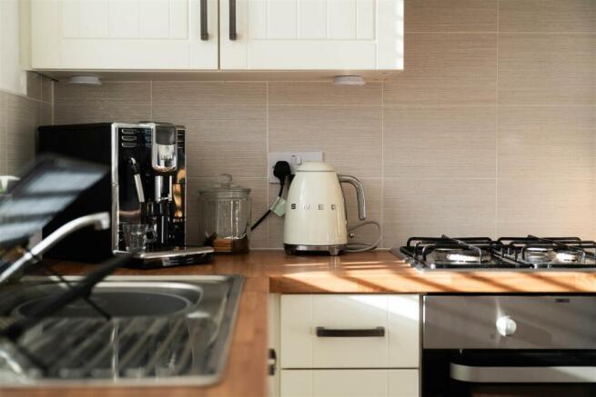 Kitchen-8.jpg