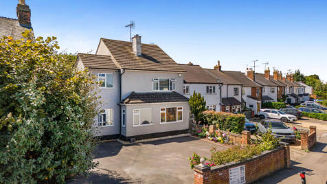 Armour Road, Reading, RG31