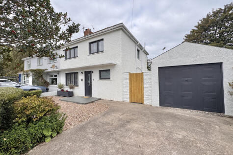 Dyffryn Place, Barry, Vale Of Glamorgan