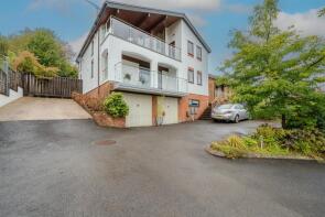 11, Oaks Court, Abersychan, Pontypool NP4 7UZ
