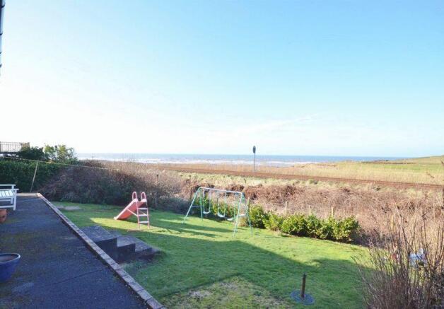 Rear garden an...