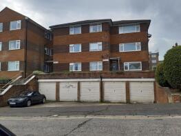 6, 29 Camberley Court, Rotherfield Avenue, Bexhill-on-sea TN40 1SZ