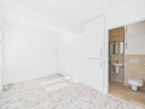 Ensuite Bedroom