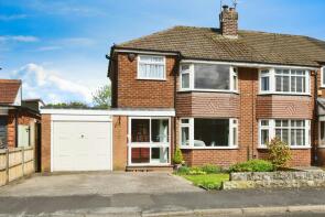 16, Leafield Drive, Cheadle Hulme, Cheadle SK8 6NT