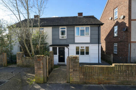 Harlow Gardens, Collier Row, RM5