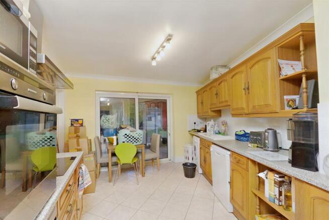 8576683-interior06-800.JPG