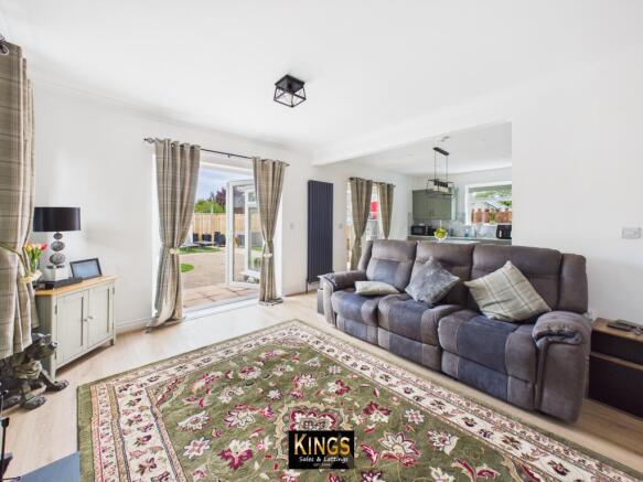 4 bed Detached Bungalow for sale Image 5