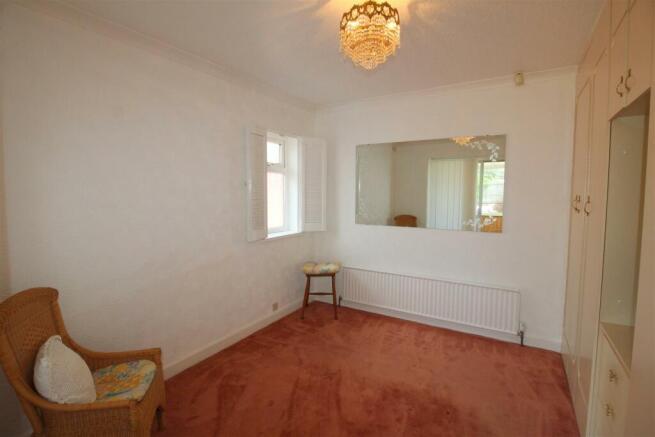 Poulton Avenue, 44, bed 2.JPG