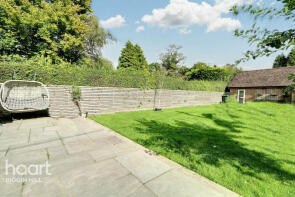 Fairlawn, Viewlands Avenue, Westerham TN16 2JE