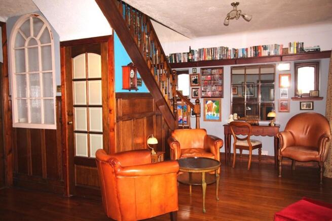 Photo 7