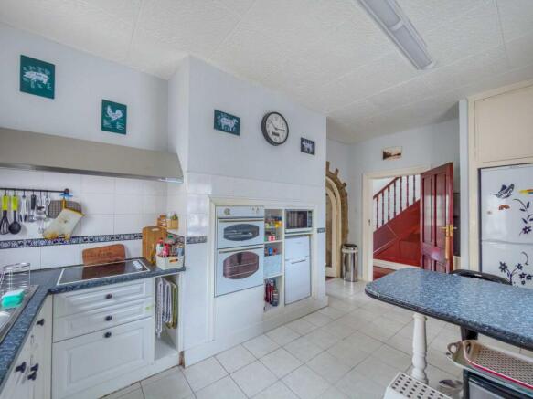 3 bed Detached for sale Image 6