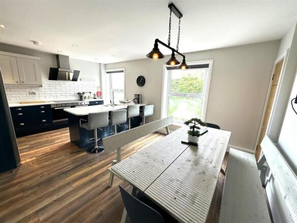 8 bed Terraced for sale Image 5