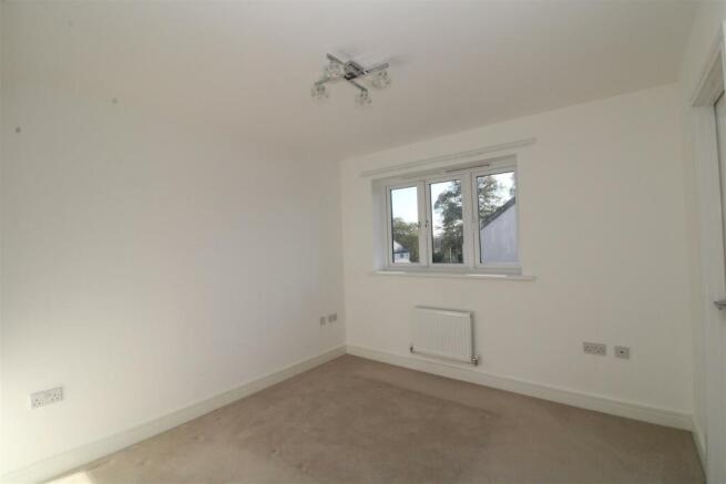 Master Bedroom .JPG