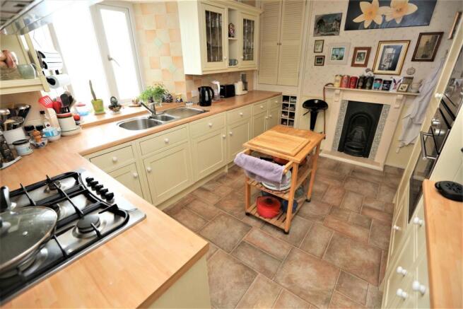 Kitchen.JPG