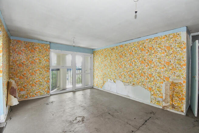 Flat 13, Caradon Court, 1A Ellesmere Road, Twickenham, TW1 2DN