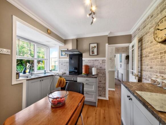 2 bed Detached Bungalow for sale Image 6