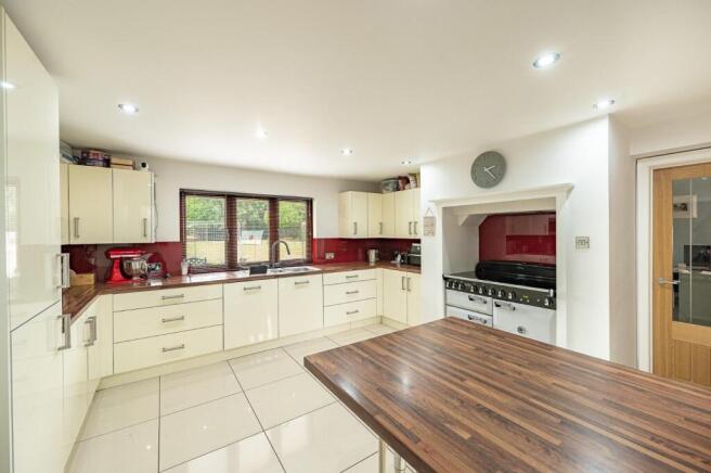 Kitchen/Breakfast Room