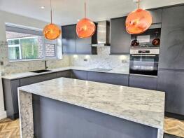 8, Wedgewood Court, North Park Avenue, Lidgett Park, Leeds LS8 1DD
