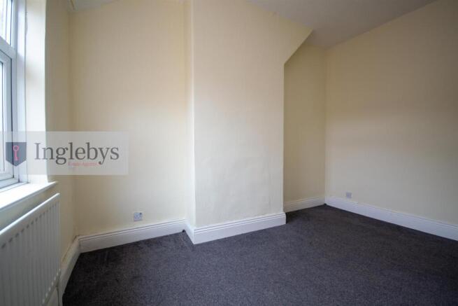 2 bed Terraced for sale Image 11