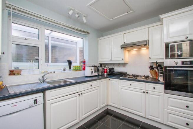Kitchen.jpg