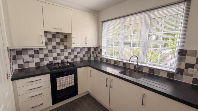 Thornlee Court, Thornley Lane, Grotton, Oldham photo 3