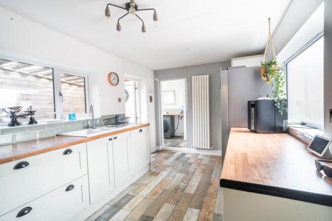 3 bed Terraced for sale Image 8