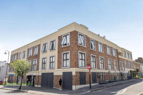 Flat 10, 1a Langham Court, Suffolk Road, South Norwood, London SE25 6BF