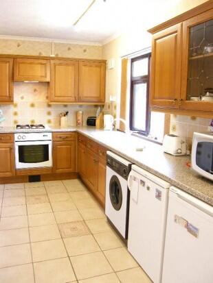 Fitted Kitchen