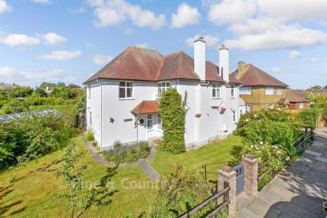 Richborough Road, Sandwich, Kent
