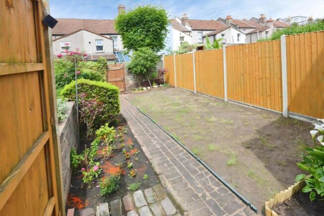 3d1db1d4-Garden.jpg
