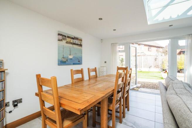 Living Room/dining r