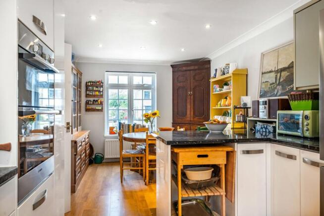 Kitchen/Breakfast