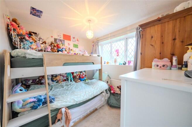 4 bed Detached for sale Image 9