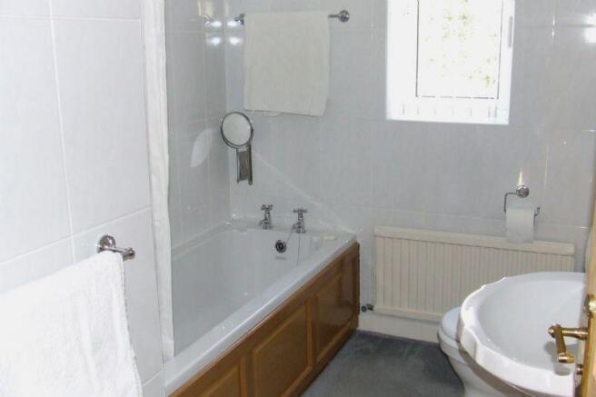 Photo 3