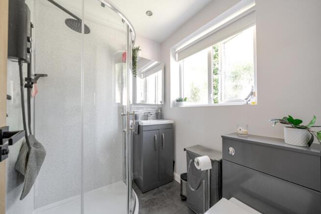 4 bed Semi-Detached for sale Image 8