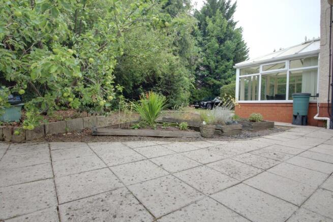 Side garden