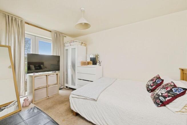 3 bed Terraced for sale Image 8