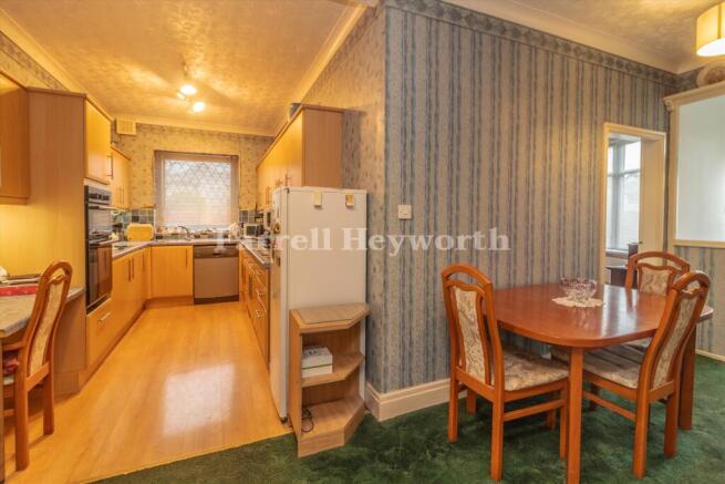 15 St. Stephens Avenue, Blackpool, Lancashire FY2 9RG photo 4