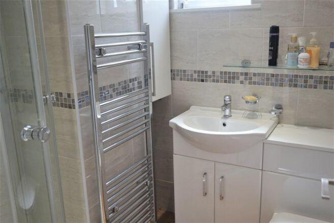 Ensuite to Bed...