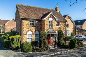 5, Scafell Close, Nottingham NG2 6RJ