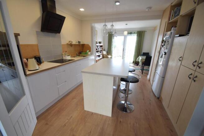 6 The Linkway kitchen 1.JPG