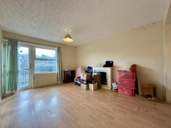 Living Room.JPG