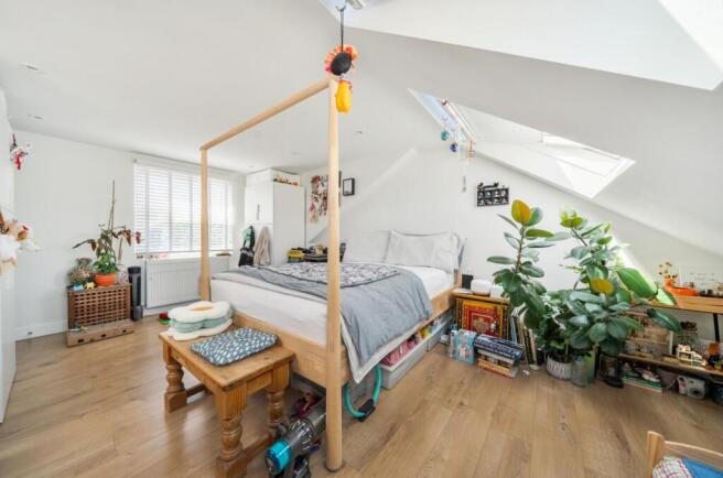 bedroom1b.jpg