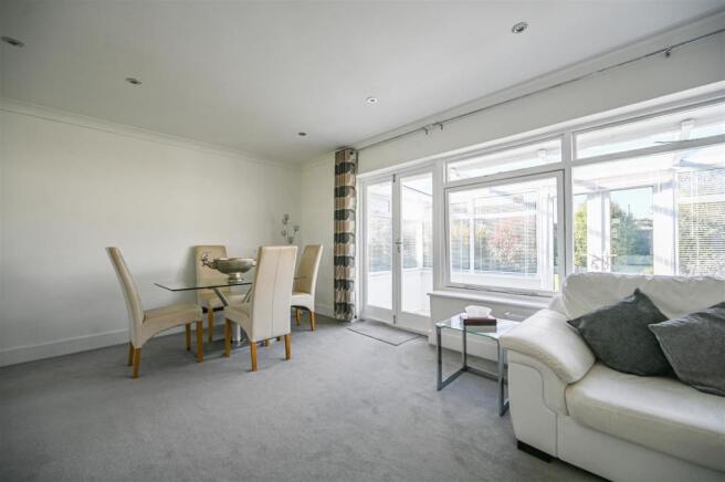 Lounge / Dining Room