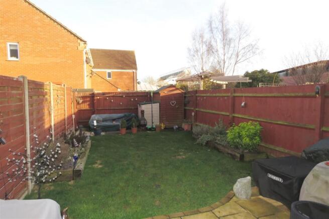 GARDEN.JPG