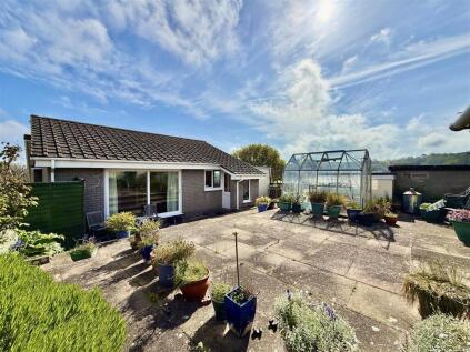 Summerlands Close, Brixham