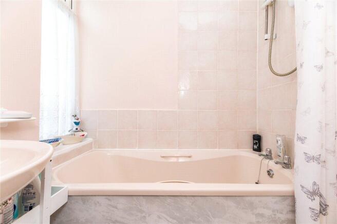 3 bed Terraced for sale Image 12